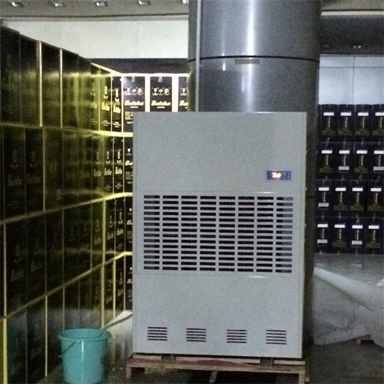 高效工廠除濕設(shè)備：采用全濕度微電腦控制技術(shù)<div   id=