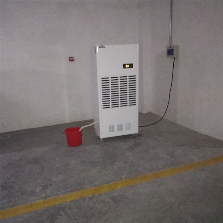 潮濕怎么辦除濕機(jī)不工作